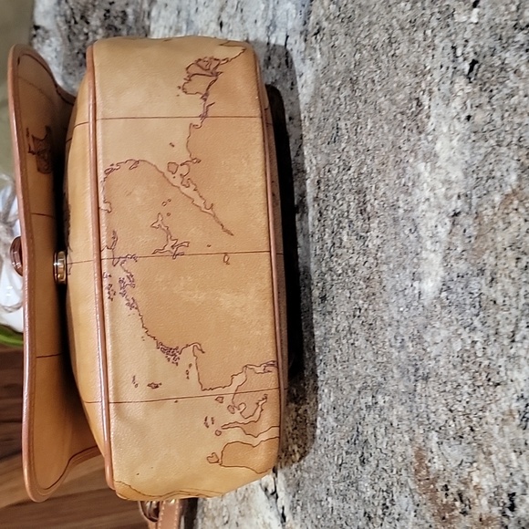 🌵Alviero Martini  EUC Classe Geo Print Crossbody/Shoulder Map Bag - Picture 10 of 14